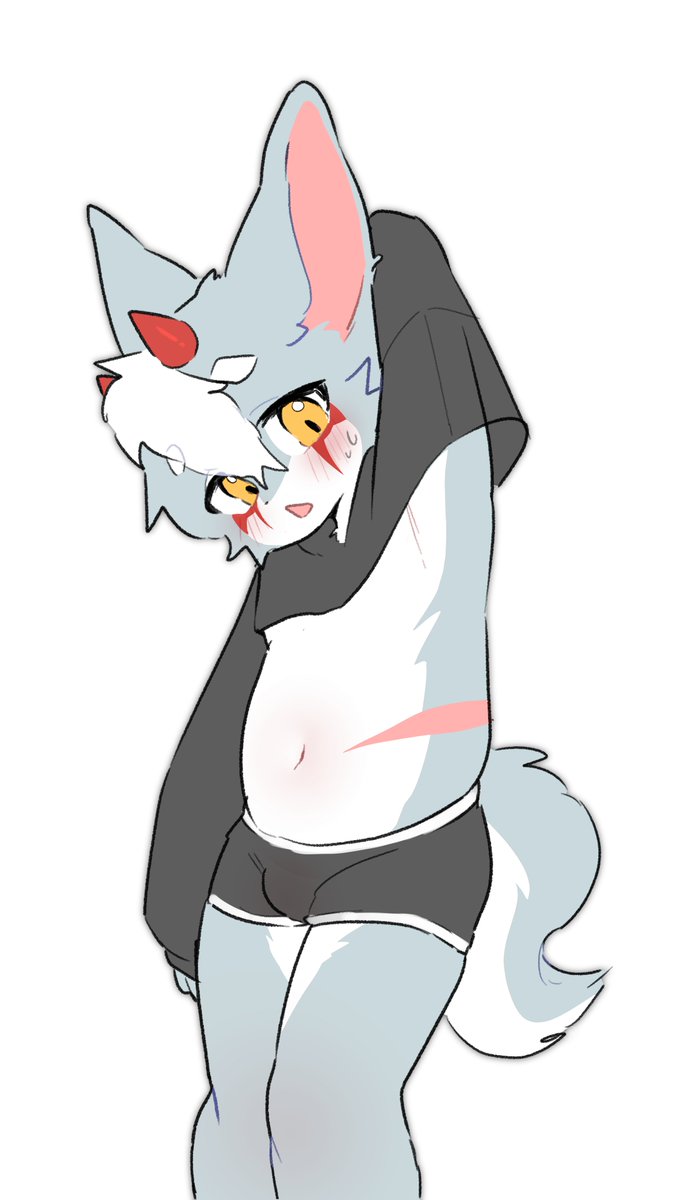 옷이 너무 짧아요