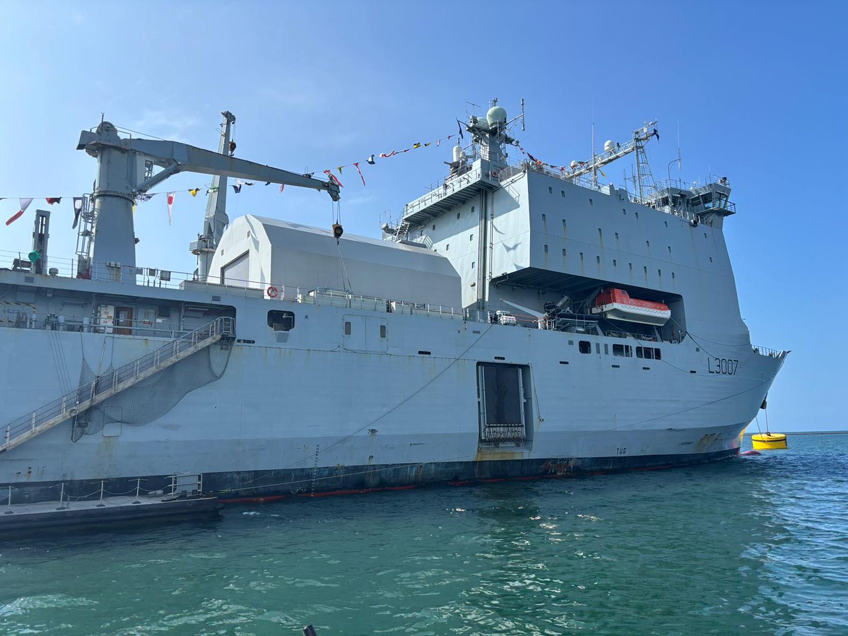 RFALymeBay's tweet image. @rfalymebay returns to Devonport Sat 14th June 2025 following completion of OP CATAMRAN- Dressing all over to mark HM King Charles II Official Birthday.