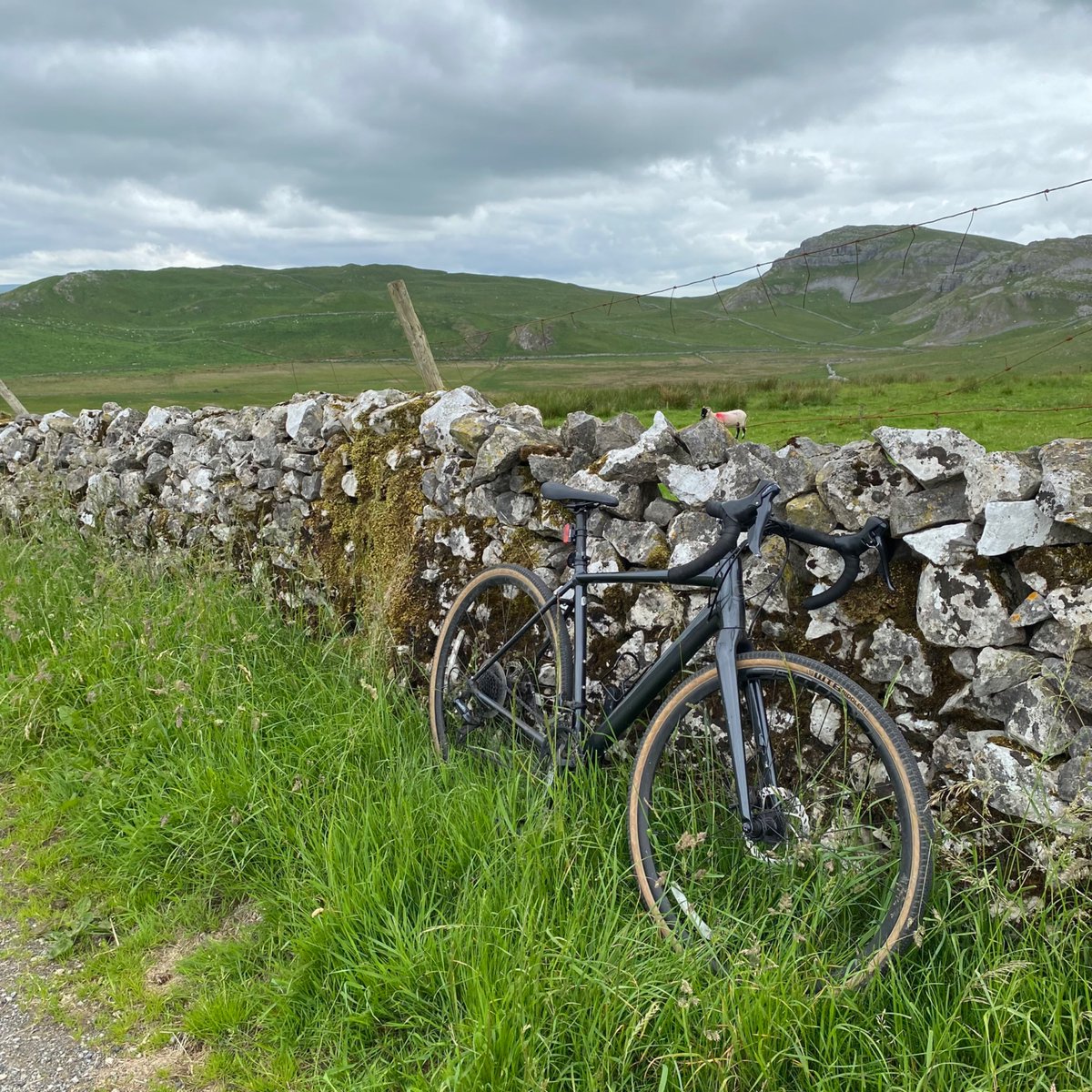 Nice weekend ride out in the @Yorkshire_Dales National Park 🚲

Took on some serious climbs, but worth it for the stunning views.