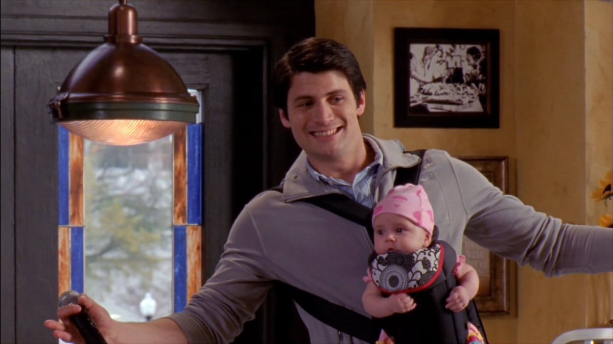 nathanthinkr's tweet image. happy father’s day, nathan scott 🩶