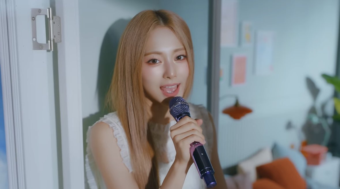 🪽✨ A Promise Kept — “Fly” Reaches 4 MILLION!
— A birthday gift made real —

🦋 Fly
3,992,635 → 4,000,607  (+7,972)
🎯 Goal reached: June 14, 2025 — Tzuyu’s birthday

Spotify may show it a bit later,
but this number tells the truth:
We delivered “Fly” on her day. 💙

🌙