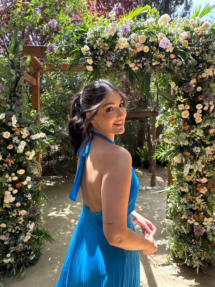 MariaTrisac's tweet image. 💐 Las flores siempre son un sí rotundo.