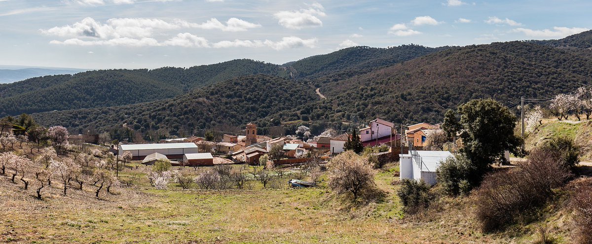 Buena nuei desde Val de San Martín, pertenece a la comarca del Campo de Daroca.