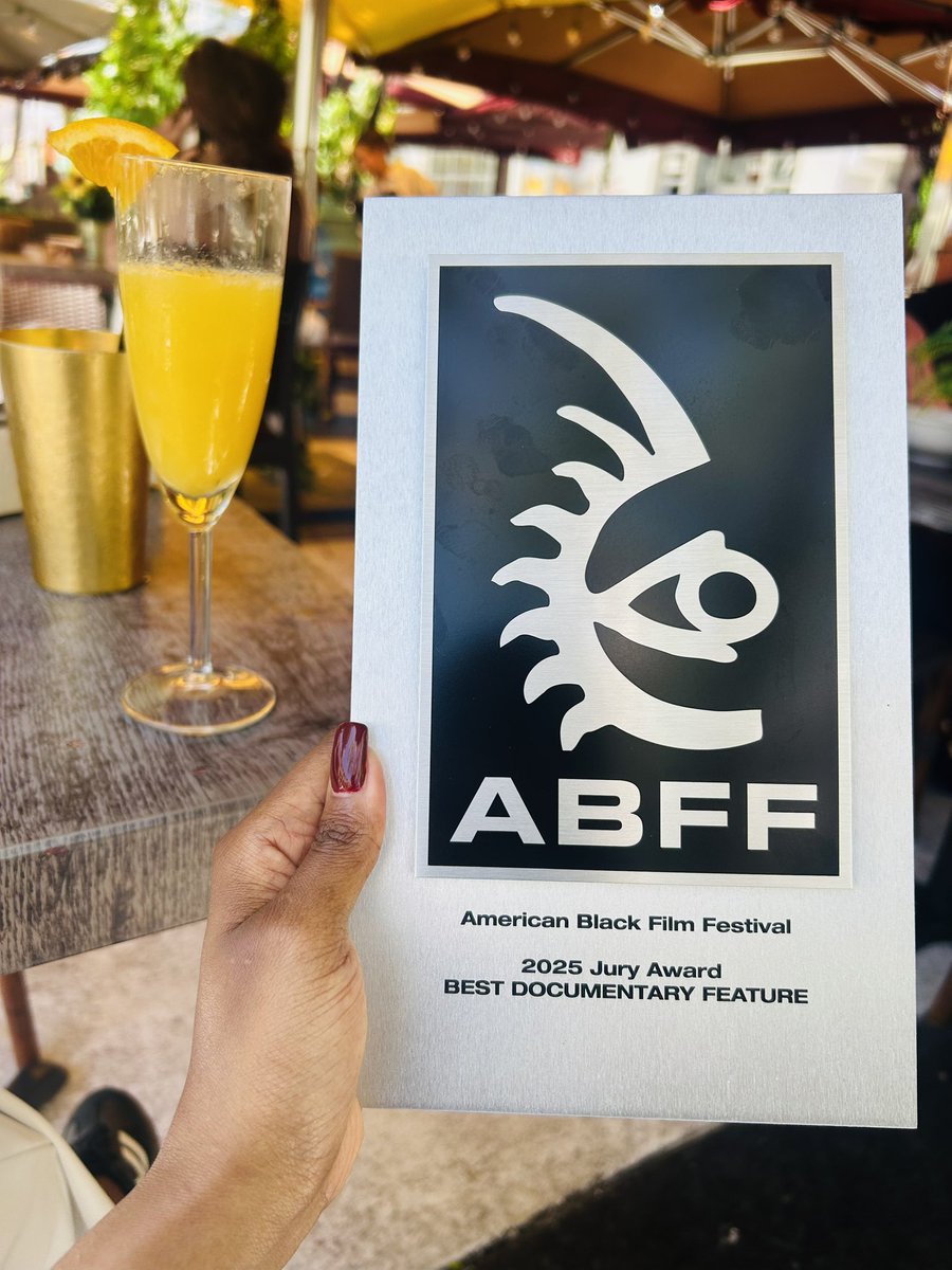 I won the Best Documentary Feature at the American Black Film Festival ✨✨😍 what an incredible week in Miami 🏖️