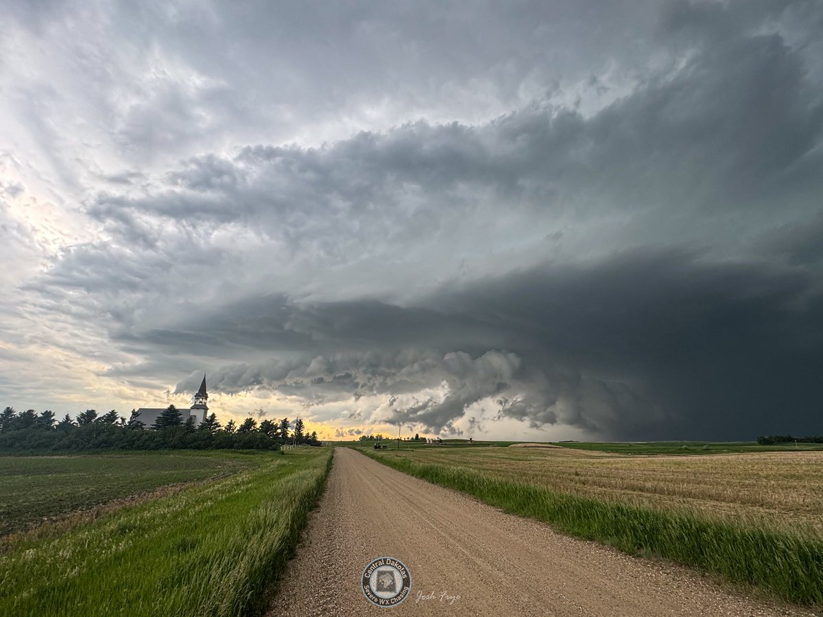 Josh Frye (Central Dakotas Severe WX Chasing) tweet media