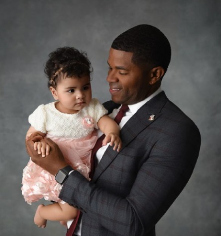 Dr. Xochitl Salazar (@xochitlgsalazar) on Twitter photo Happy father's day <a href="/DrHenson2/">Dr. Darryl J. Henson</a>
Devin and Mia are so blessed to have you 💜 We love you! Happy father's day <a href="/DrHenson2/">Dr. Darryl J. Henson</a>
Devin and Mia are so blessed to have you 💜 We love you!