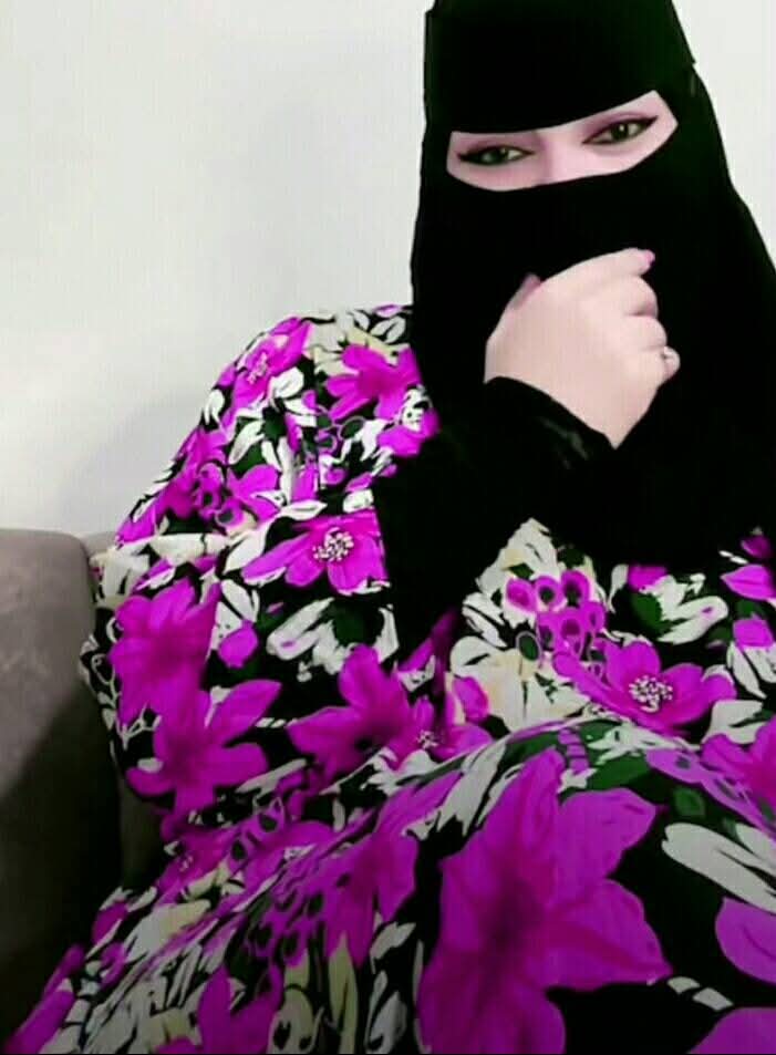 انا مديرة اعمال ثرية سيدة اعمال  من السعودية عمري فوق الاربعين 
طلبي رجل جاد يتزوجني علا بيتي