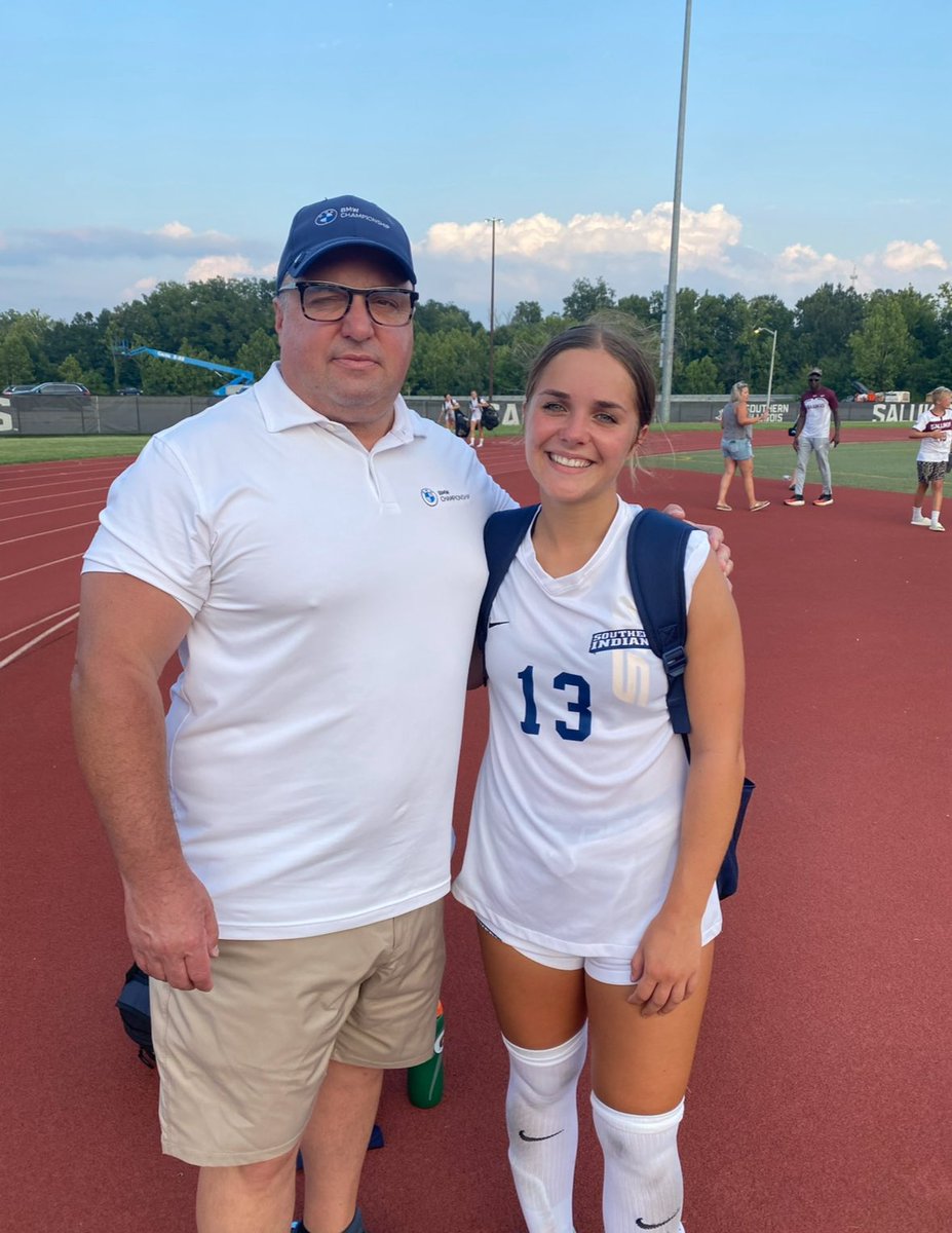usiwsoc's tweet photo. Happy Father’s Day!!! Thank you for believing in us, helping us achieve our dreams and your never ending love!!! https://t.co/Z2Fcf0pMHB