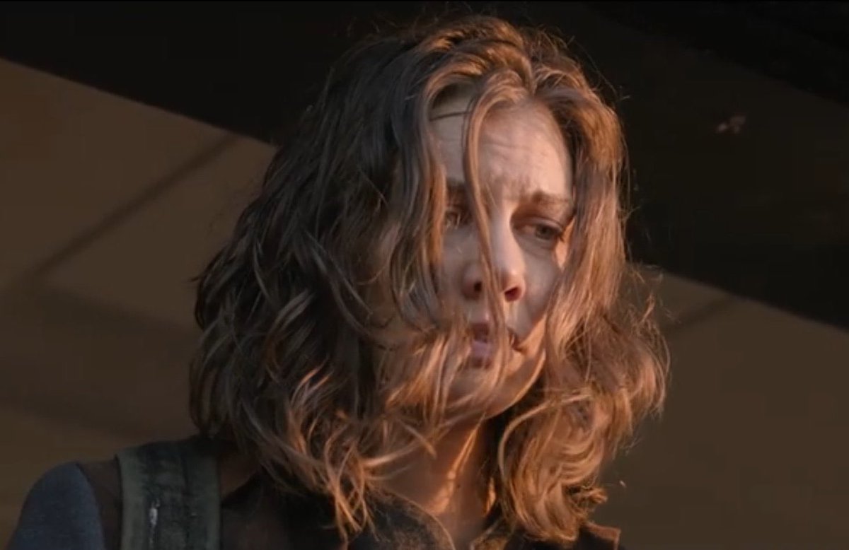 Stop hurting her😭#DeadCity