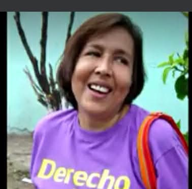 Como te extraño Lo. Vos sabías donde estar sin dejar de ser. Tu feminismo tenia los colores del arco iris y los dolores y esperanzas del pueblo.