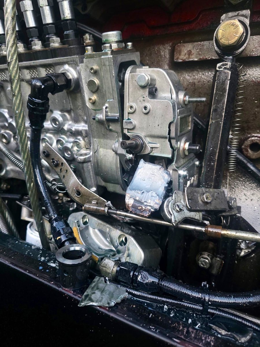 Dgsuperpull's tweet image. A few of our American friends also showed up and put on a sweet show! 
Steel City Smoker, Light Pro Pulling Team. 
#superpull25