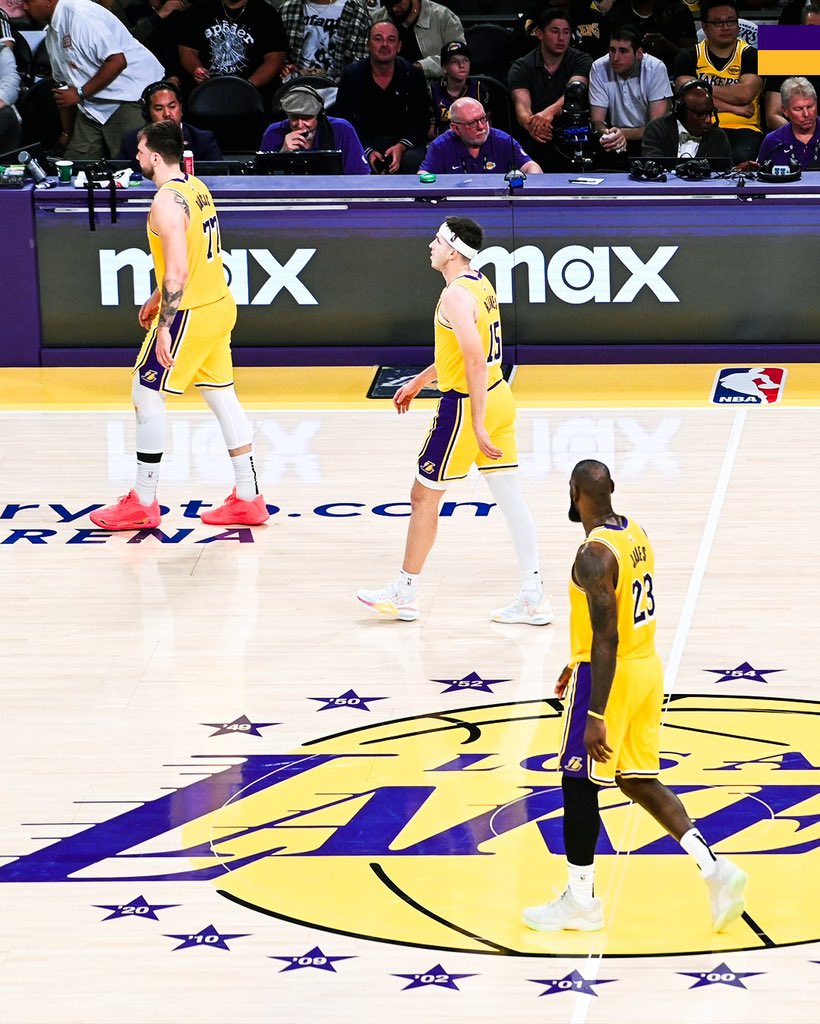 DUNK NIGHTS tweet media