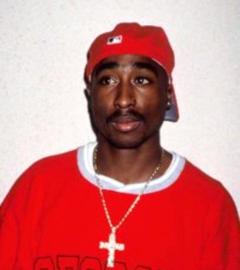 🚨🚨🚨 : 🕊️ si pat gen lanmò jodi a rapè "Tupac Amaru Shakur" tap fete 54e anivèsè li😭. #PLATOAA

Le plus grand rappeur de tous les temps 🐐