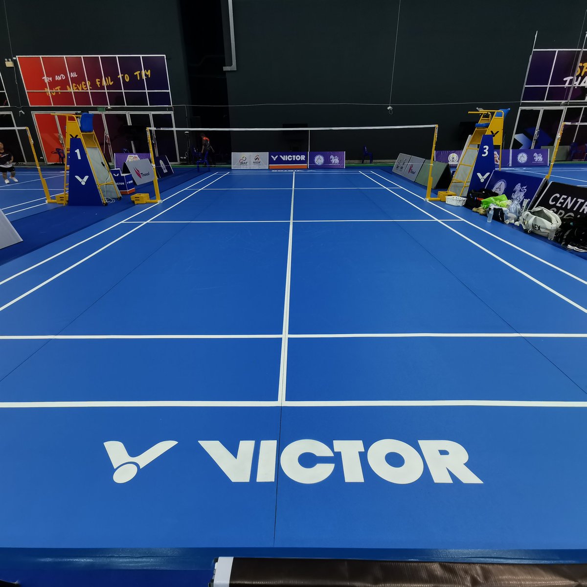 wschooi's tweet image. NSDF Badminton Asia Para Badminton Championships 2025 (the first by Badminton Asia)-ongoing preparation. 

Effort by the SPADT and the local organiser in the preparation for another week of tournament is truely admirable. First usage of blue court mat by Badminton Asia too!