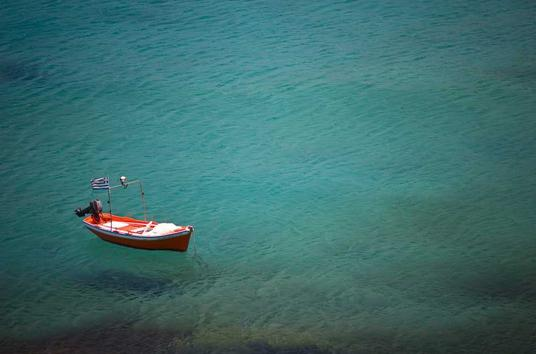 badrumandikram's tweet photo. #openseatouchgrass   A wave loudly clashing against a long shoreline takes the world for granted. https://t.co/JKs7xSvpET