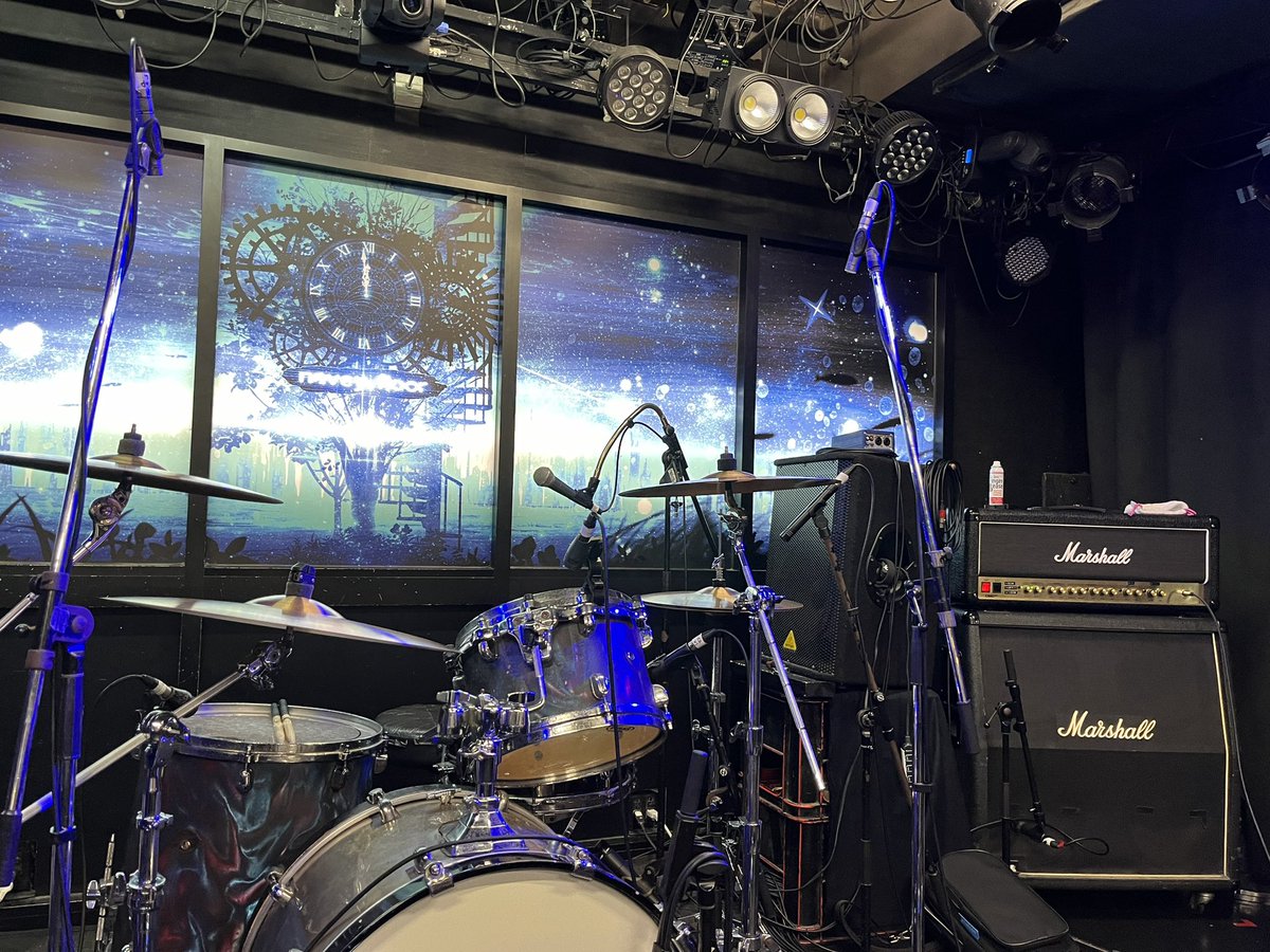 昨日は赤坂navey-floorにて、
サポートベースを迎えてリベンジライブでした🔥
お越しいただいた方々、配信を見てくださった方々、ありがとうございました😊
パワフルな対バンばかりで、元気をもらえるライブとなりました！✨💪

<a href="/SecretHiding_JP/">Secret Hiding</a>