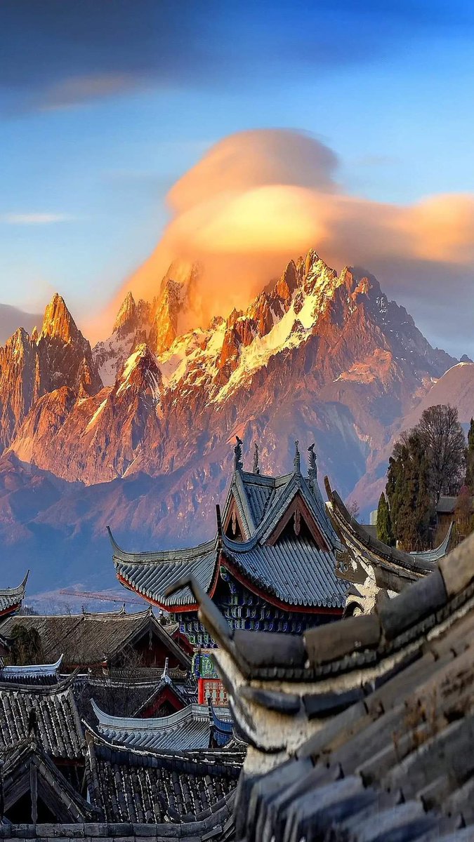 wprspros's tweet photo. Jade Dragon Snow Mountain in Lijiang, Yunnan Province #ChinaTravel https://t.co/0BBUcSxh7D