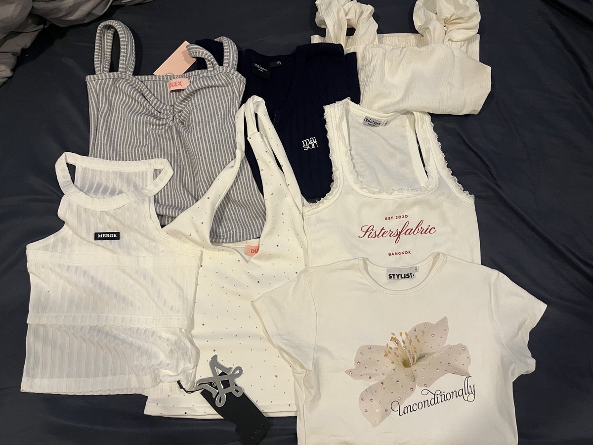 ppmiee's tweet image. ส่งต่อเสื้อผ้าของเค้าเองค่า ค่าส่งเหมาๆ30 ไม่บวกเพิ่มค่ะ #ส่งต่อเสื้อผ้ามือ2 #ส่งต่อเสื้อผ้ามือสองราคาถูก #ส่งต่อเสื้อผ้ามือ1และ2 #ส่งต่อเสื้อผ้ามือสองสภาพดี  #ส่งต่อduex #ส่งต่อmerge