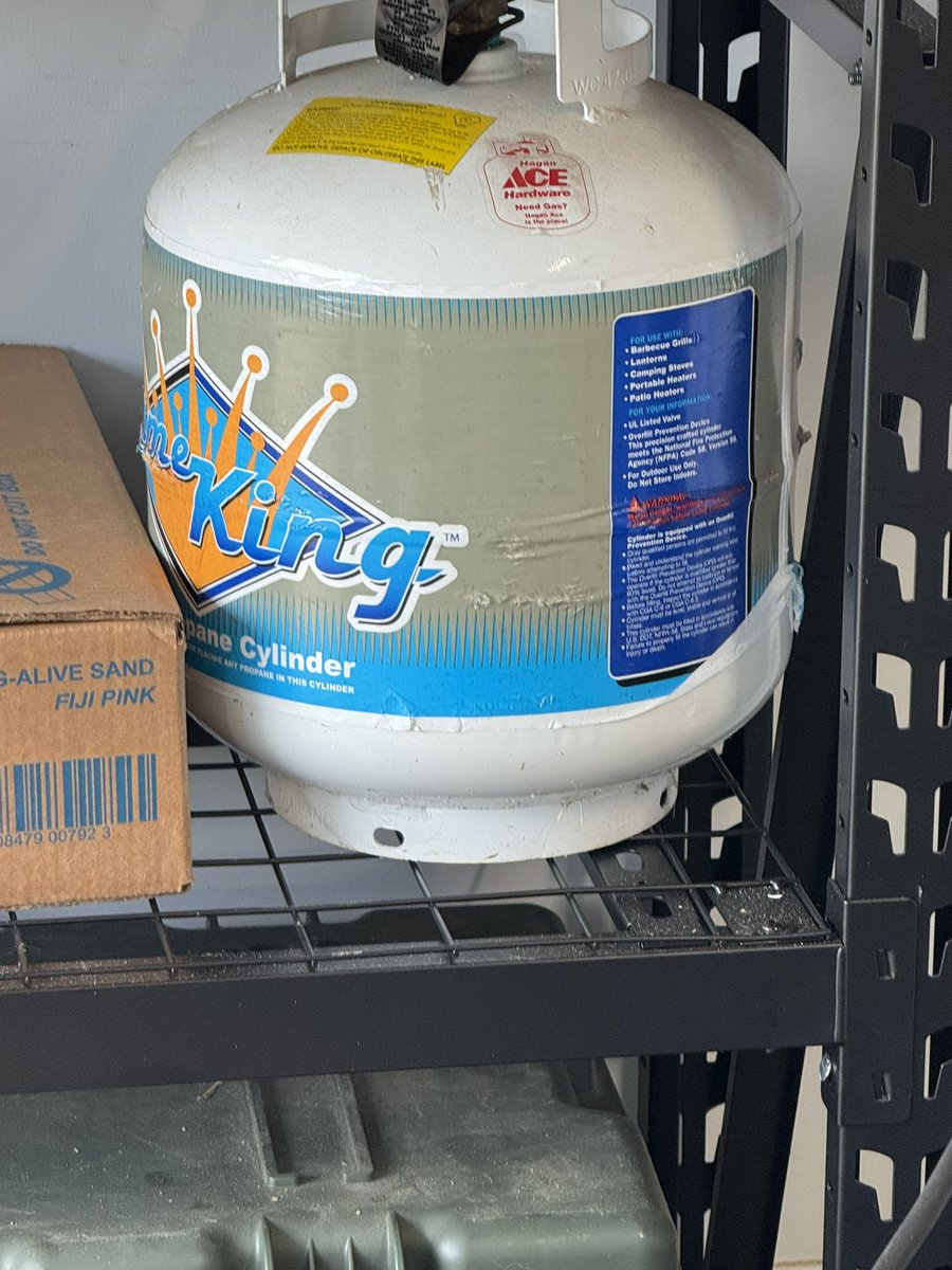 Well shit,  the No Kings parade failed.  
Found a King in my garage.