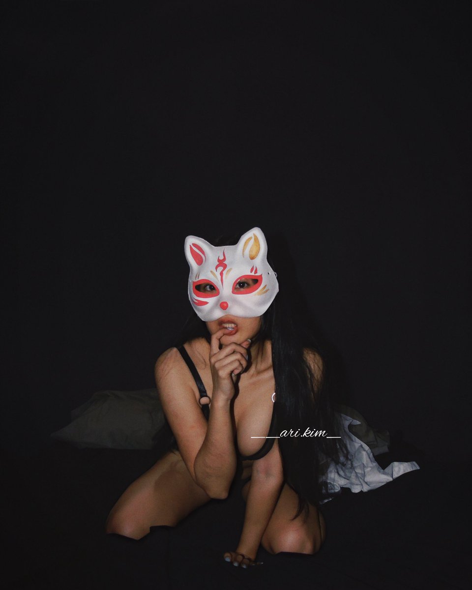 __ari_kim's tweet photo. @lauren_artist1 https://t.co/ABw33Xfz3R
-20% for the first month! 😏 https://t.co/89NQK33Ly2