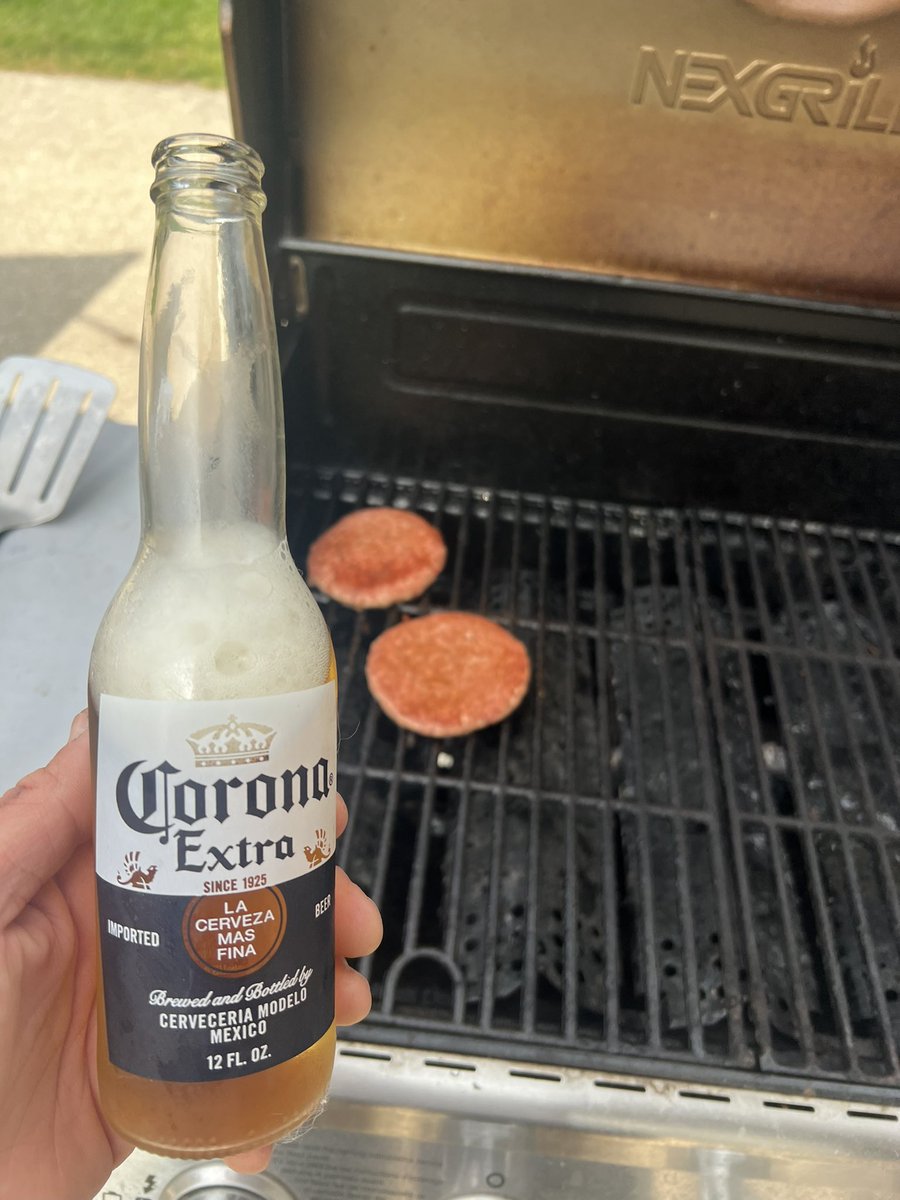 Double_HTown's tweet photo. #WashedDads Father’s Day dinner 😬 https://t.co/vSlTXWCAPP