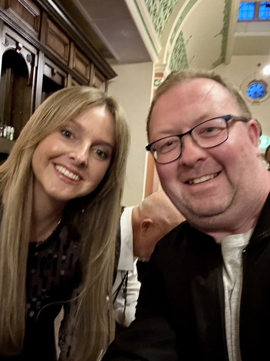 gavin_daines's tweet photo. Absolutely Loved Meeting The @rumoursfm Band After Their Amazing Concert in Harrogate! 👏❤️ Sophie &amp; Jess Are Two Of My Favourite Singer/Musicians! ❤️❤️ @RoyalHallEvents https://t.co/WpIDgI6EEJ
