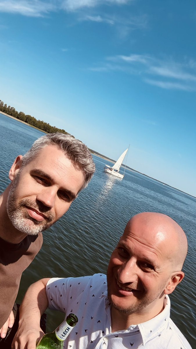destral_87's tweet photo. Na końcówkę weekendu na Mazurach Śniardwy odwiedzone i inspekcja w bunkrze Hitlera też ogarnięta 🙃 https://t.co/7jU6Q8g4Qb