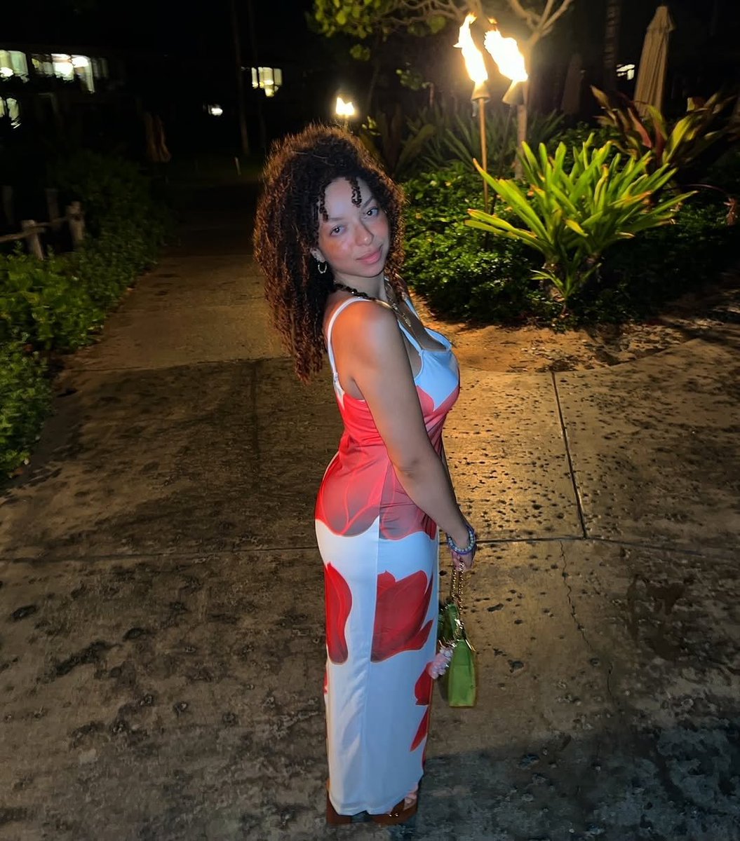 Goddess Jenna tweet media