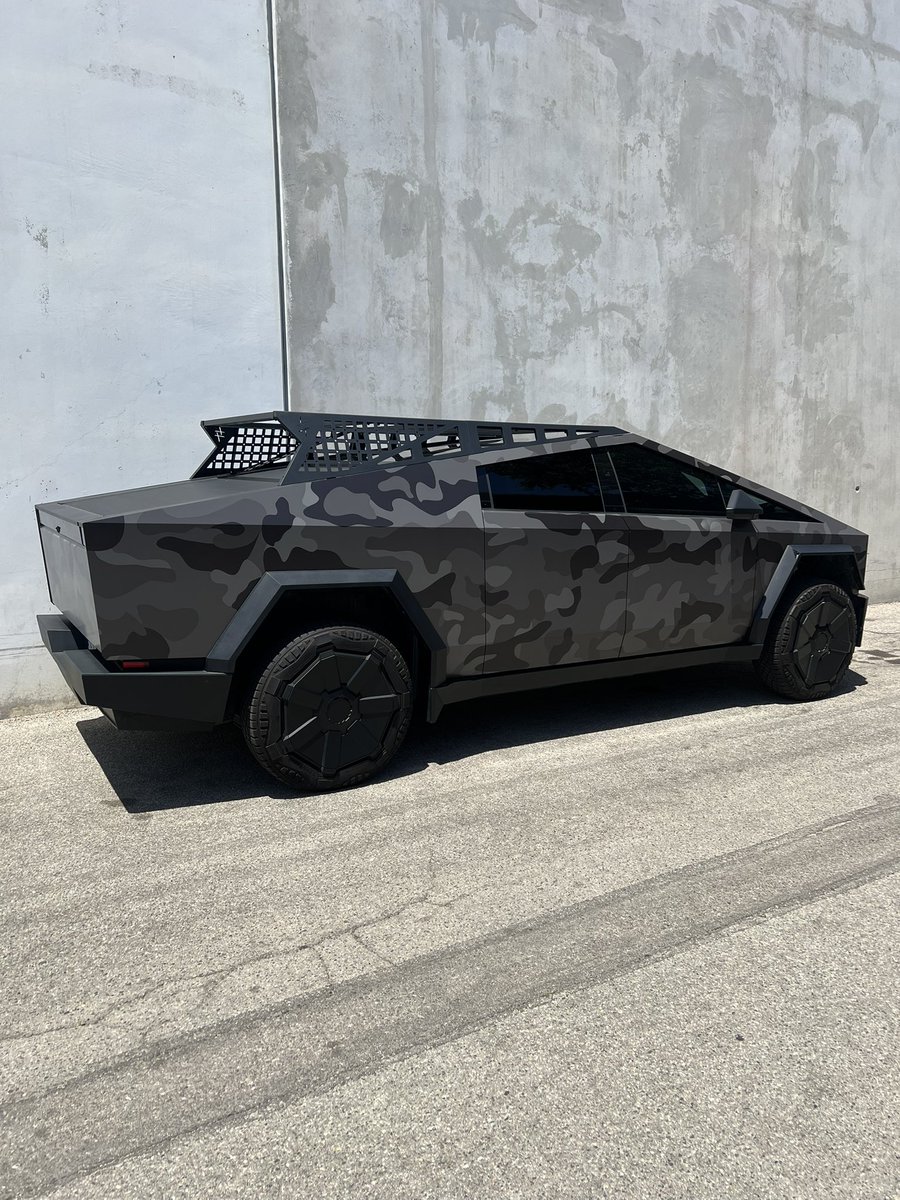 CyberBagChaser's tweet image. New rack on my Cybertruck. Adding a hardtop tent next!
#CybertruckUpgrade #OffRoadReady #cybertruck #camping #truck #truckrack #camo #Tesla #mars #marsadventuregear