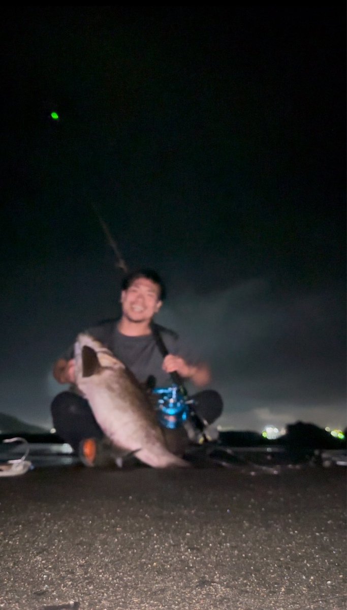 _curitorisu's tweet photo. 地元にて。
14.8kg
真クエは自己新。
うおおおおおおおおおおおおおおおおおおおおおおおおおおおおおおおおおおおおおおおおおおおおおおおおおおおおおおおおおおおおおおおおおおおおおお！！！！！！！！！ https://t.co/aR0qm8lYBt