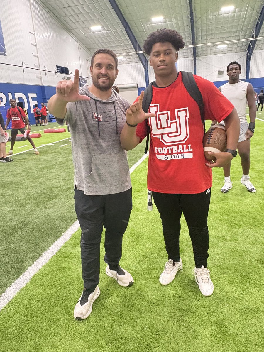 Aj6TheQb's tweet image. An incredible time was had Friday at the Lamar University Football Camp @LamarFootball Big thanks to @Coach_Cannata for the invite. I also enjoyed working with @Coach_RMcCarthy !