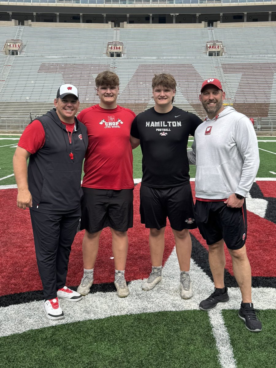 HunterMallinger's tweet image. Had a great camp @BadgerFootball!! I learned a lot from @CoachBlaz, @CoachHeeman, and @CaseyRabach_61!! @HHSCoachGumm @MJ_NFLDraft @Mr_Nellis