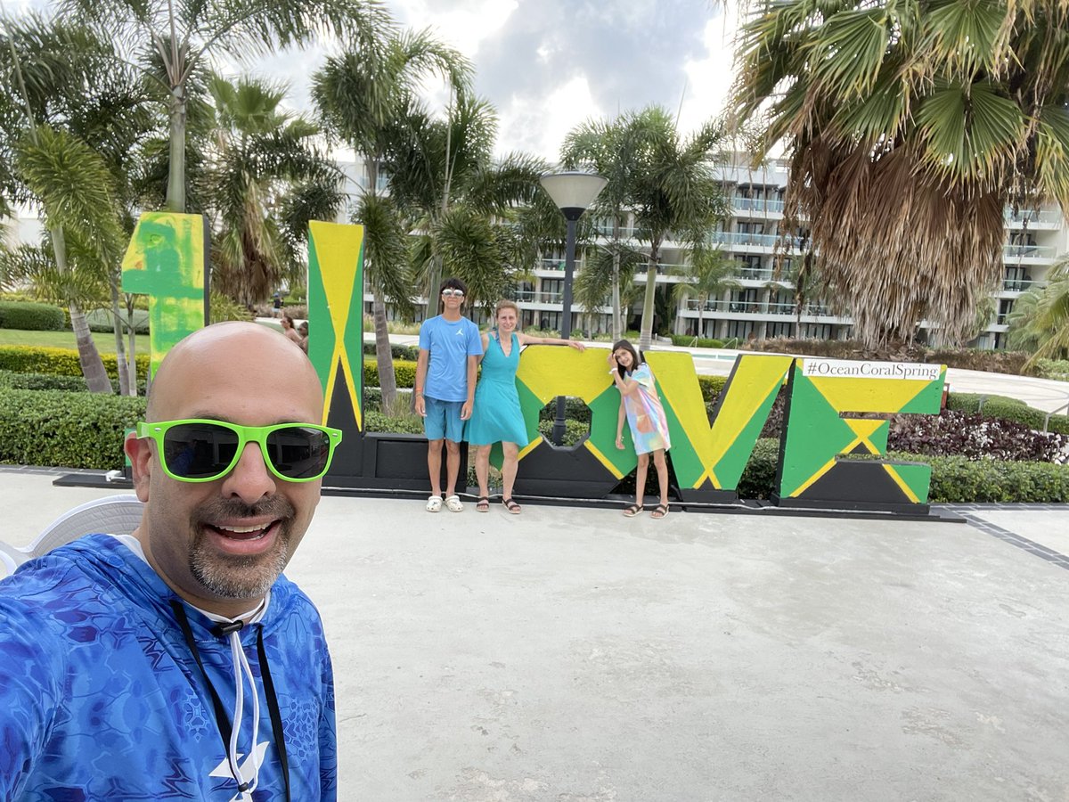 JustinLathia's tweet image. Out of office for a few days #OceanCoralSpring 馃嚡馃嚥