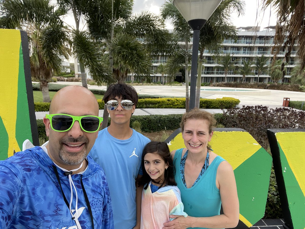 JustinLathia's tweet image. Out of office for a few days #OceanCoralSpring 馃嚡馃嚥