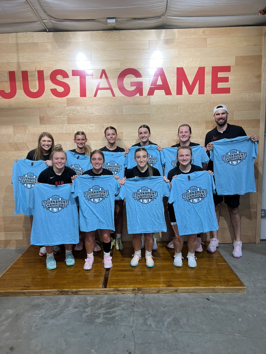 Strong finish to the tournament, <a href="/AirMinnesota/">Air Minnesota Basketball</a> 17U w/ a 42-32 TEAM win in championship game vs JAG Select. <a href="/LilyMorrisey21/">Lillian Morrisey</a> led w/ 13pt. <a href="/JensynStorhoff/">Jensyn Storhoff</a> (10) converting steals. <a href="/CharleysCurtis/">Charley</a> (2) w/ smothering defense. <a href="/KylieHammel/">Kylie Hammel</a> (4pt) moving girls out of the paint! <a href="/DanJech/">Dan Jech</a>