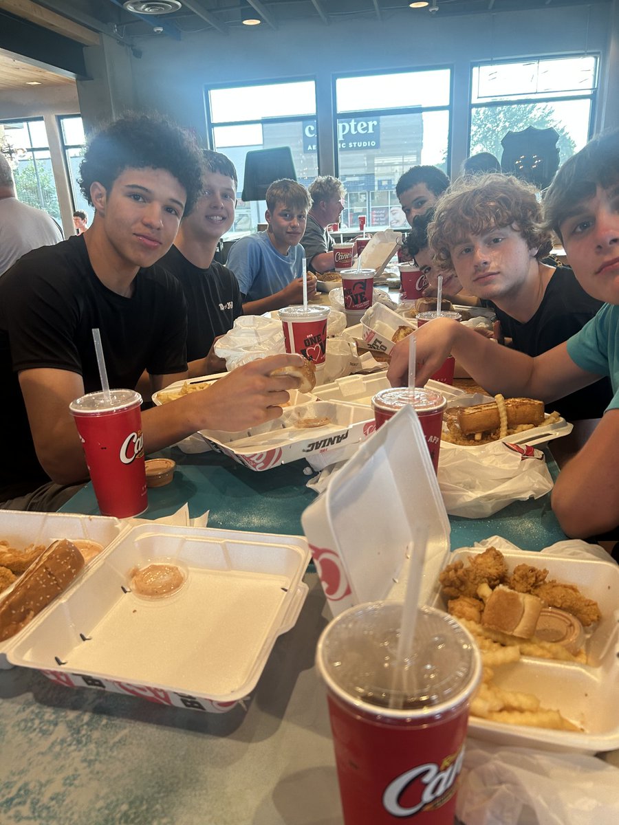 The squad competed throughout the weekend at Monmouth College and made a stop to Raising Canes on the way home!