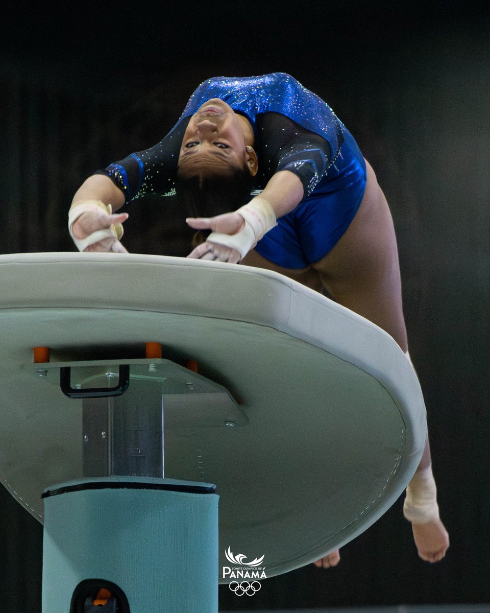 ¡Atención🚨: Karla Navas gana medalla de oro en el Campeonato Panamericano de Adultos de Gimnasia Artística Panamá 2025🤸🏽‍♀️! 

Karla Navas🇵🇦 le da la primera medalla de oro🥇 a la selección nacional en este