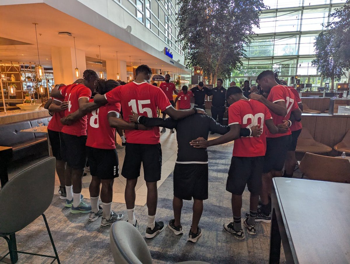jonryanjensen's tweet image. I recently had the chance to spend some time with the soccer team from Trinidad and Tobago.
Every day they prayed together, thankful to represent their country, their communities, and their families.
Today I'm cheering for both them and my #USMNT in #GoldCup2025.