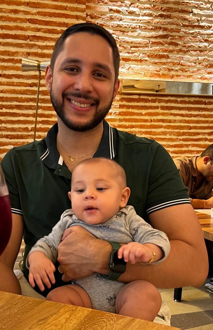 maca_moal's tweet photo. Feliz día del padre a un papá sin igual. Te amamos eres la luz de nuestro hogar, tu dulzura y dedicación no tienen límites. Que Dios guíe tu vida y siempre sea inspiración para nuestro hijo. @JesusTweets_21 https://t.co/oSuRCZuHgd