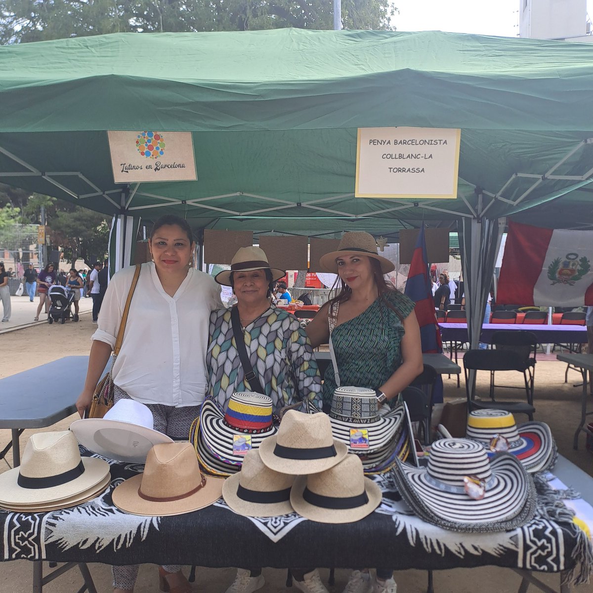CinthyaMaldon's tweet photo. Fiesta de la diversidad en el Parque de la Marquesa del distrito  de Collblanc  - La Torrasa de Hospitalet  de Llobregat.

Domingo, 15/06/2025
.
.
.
#Hospitaletciudaddiversa 
#PSCCiudadaníayDiversidad 
@PSCLH
@socialistes_cat. https://t.co/P2hMUZP8O3