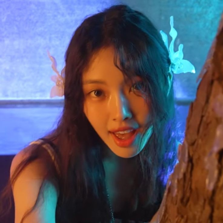 hyein updates tweet media