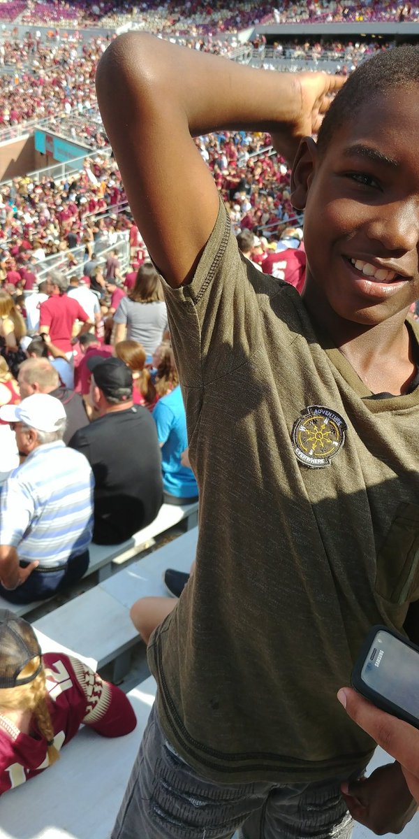 Bamwhitfield's tweet image. #AGTG after an great camp with @Coach2Bless @psurtain23 and great conversation with @Coach_Norvell OVERLY BLESSED to receive an offer from Florida state @cmitchell2284
@Coach_JGill @chadmavety55
@CoachBroomfield @Coach_LBennett
@ChrisR_Bryant @Royals_FB @1NEStep_SP @JohnGarcia_Jr