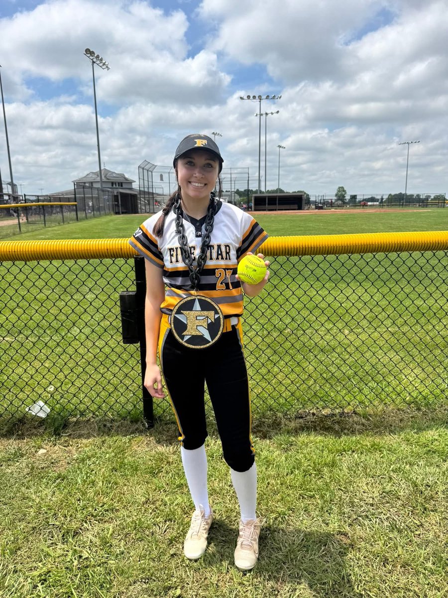 Cnelson2027's tweet photo. This weekend I played in the All American showcase tournament in Yorktown and had my first ever over the fence home run! https://t.co/jE3dRbh5XW