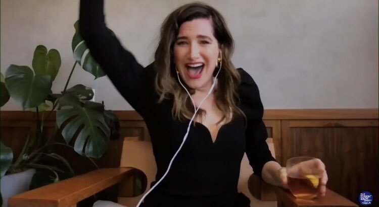 wdym i’m giving my mom oomfies grocery list and setting up the guest room and they’ll be here in less than a week and we’re gonna see HALSEY together AHHHHHH