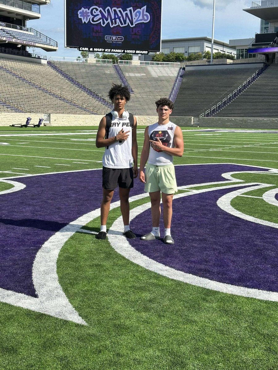 jeremiahhull23's tweet image. We are building something special at Raypec!
@RaypecFootball @KStateFB @Coach_Middleton @JonesgGreg @VanBMalone3rd @m_dombrowski12