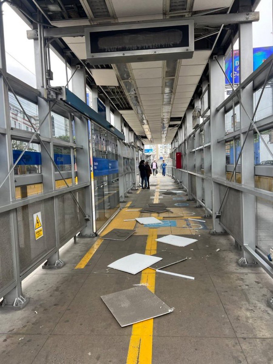 calibres32_32's tweet photo. #Sismo en Perú: La magnitud fué de 6.1,  se registró en zonas de Lima y Callao. Se reporta una víctima fatal y daños materiales. Información en proceso.                                                  #Israel #Terremoto https://t.co/cgiVHRuzvx