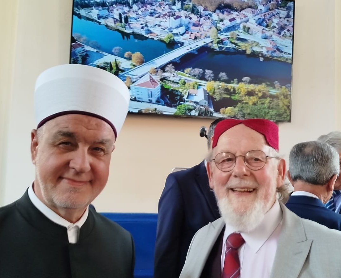 pjrookes's tweet photo. It was a great privilege to be present for the official opening of Bosnia House, by the President of Bosnia Herzegovina, Dr Denis Becirovic, and the Grand Mufti. Other speakers included Faith Minister, Lord Khan, Lord Lieutenant, and WM Mayor. https://t.co/w1n5sd0DYB