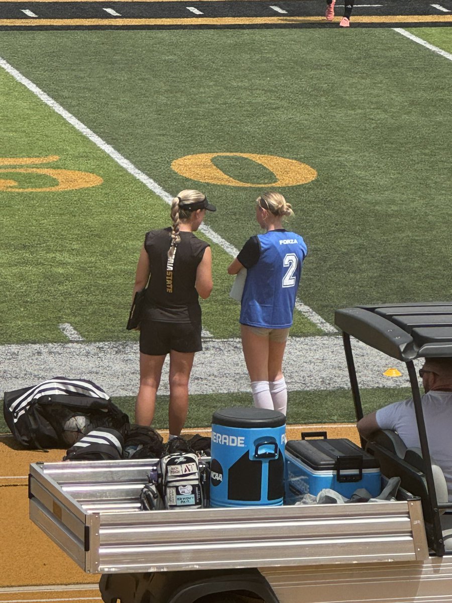 Addie Beevers (@addiebeevers) on Twitter photo Had a great time with <a href="/ESU_WoSoccer/">ESU Women's Soccer</a> today. Always an awesome opportunity to learn from the coaching staff.
#stingersup
<a href="/jgrimleysoccer/">Jane Grimley-Gunn</a> <a href="/CoachGeorge23/">Coach George</a> Had a great time with <a href="/ESU_WoSoccer/">ESU Women's Soccer</a> today. Always an awesome opportunity to learn from the coaching staff.
#stingersup
<a href="/jgrimleysoccer/">Jane Grimley-Gunn</a> <a href="/CoachGeorge23/">Coach George</a>