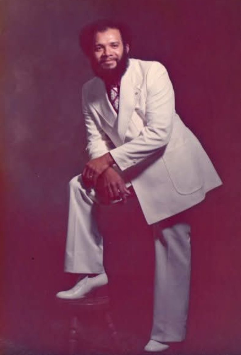 EasedJumper's tweet photo. @MissSassbox Mississippi's own... Been gone for 25 years. Still miss him daily. https://t.co/NYWH3ct436