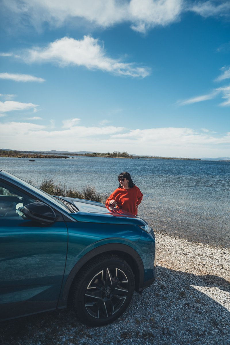 Work Update:
This tour I'm on is going to fly by and end before I know it.  I'm looking forward to branching out in new directions as a freelance artist again.
Whether that involves a life on tour with new bands, setting up a new studio in Dublin, discovering the fine art world